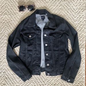 GAP petite jean jacket